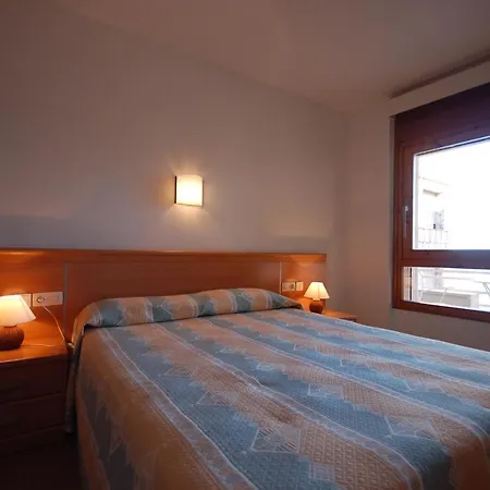 Lets Holidays Beachfront Appartement